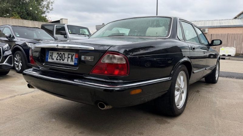 JAGUAR XJ8 SOVER V8 4.0L 