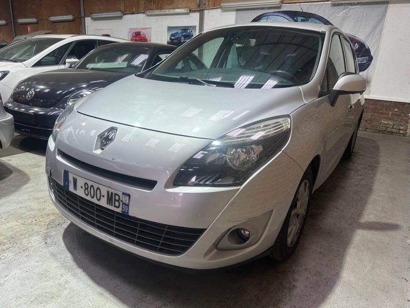 RENAULT GRAND SCENIC 1.5 DCI 110 CV DYNAMIQUE 2011