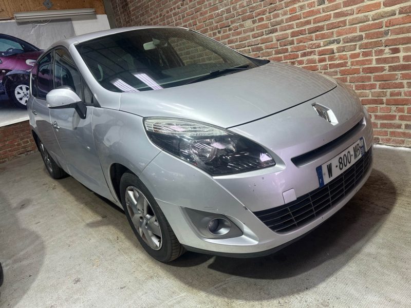 RENAULT GRAND SCENIC 1.5 DCI 110 CV DYNAMIQUE 2011