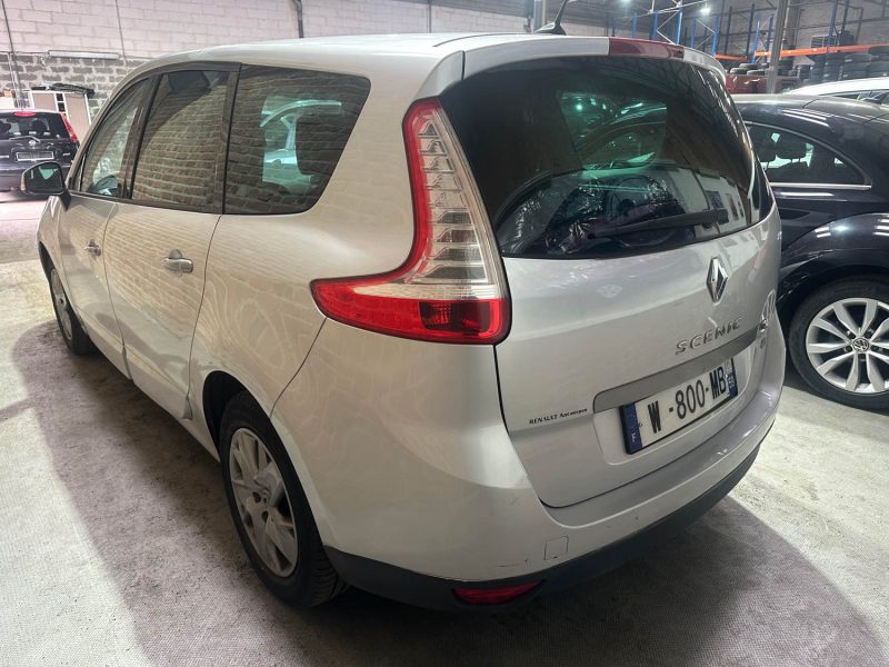 RENAULT GRAND SCENIC 1.5 DCI 110 CV DYNAMIQUE 2011