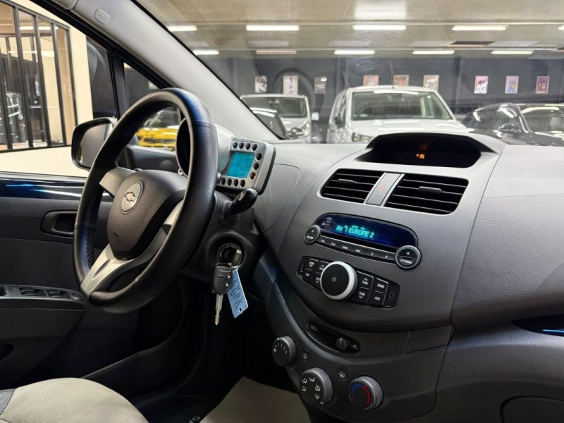 CHEVROLET SPARK 1.0I 68CV 97000KLM - ESSENCE 2011