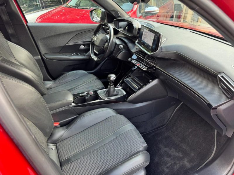 PEUGEOT 2008 II 1.2 PURETECH 130 2019