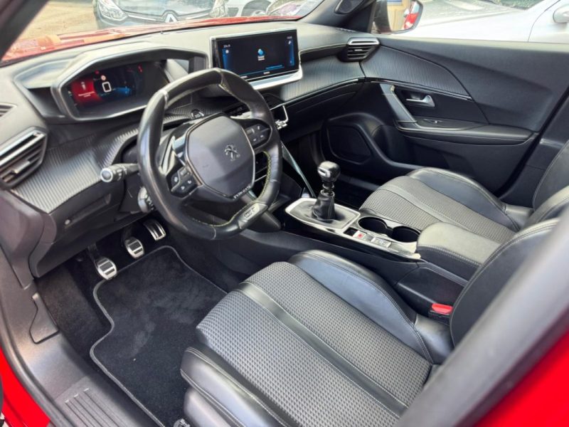 PEUGEOT 2008 II 1.2 PURETECH 130 2019