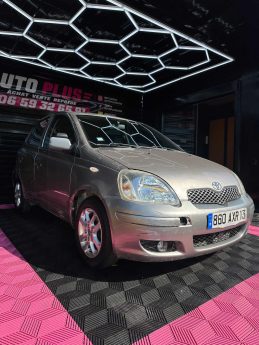 Toyota Yaris 1.4 D-4D 75 Sol – 89 741 km – Garantie 12 mois – Échange reprise possible