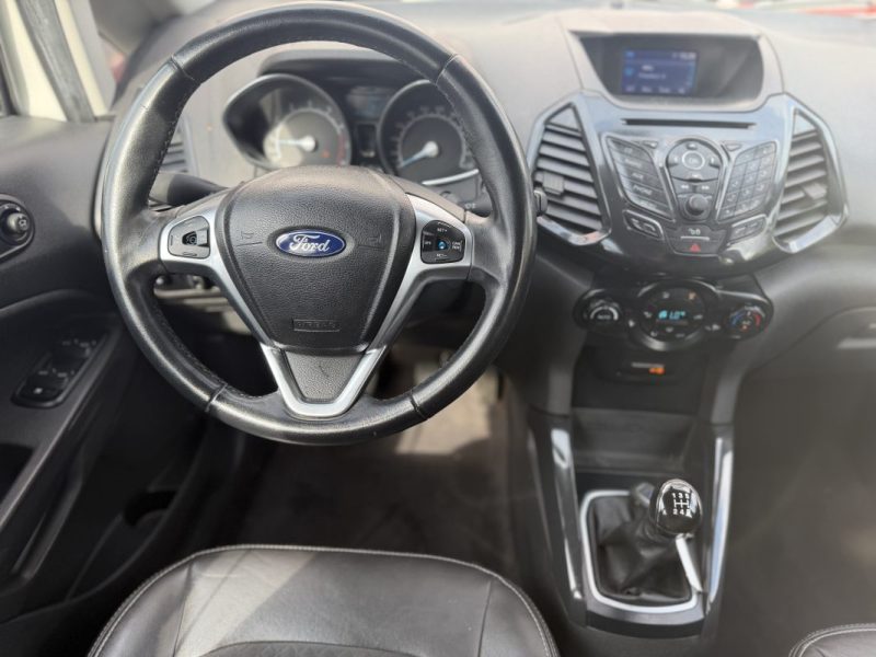 FORD ECOSPORT  2017