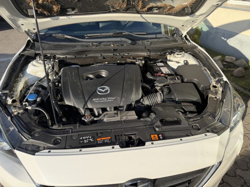 MAZDA 3 LIMOUSINE SKYACTIV TECHNOLOGY GARANTIE 12 MOIS
