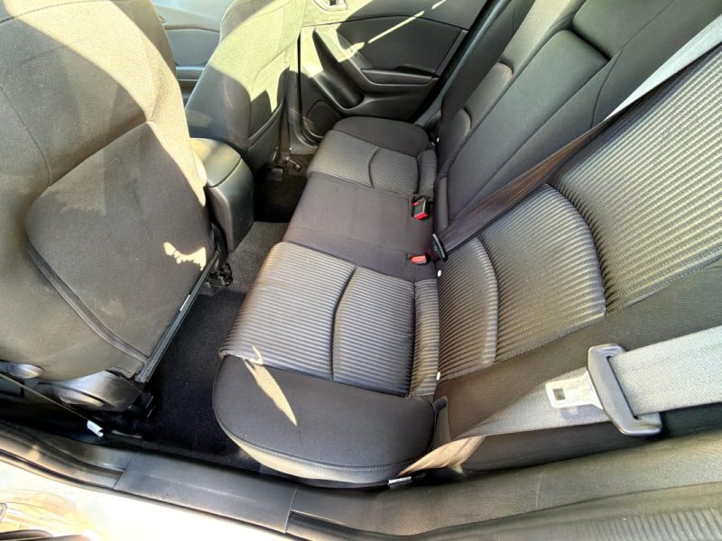 MAZDA 3 LIMOUSINE SKYACTIV TECHNOLOGY GARANTIE 12 MOIS