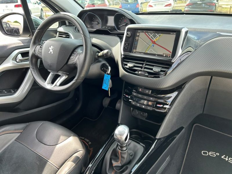 PEUGEOT 2008 CROSSWAY - 1.2 130 CH 2015