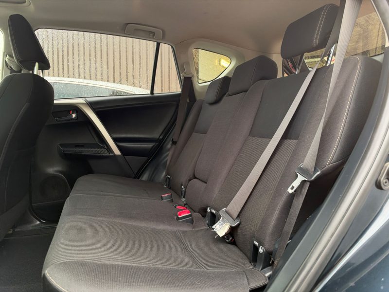 TOYOTA RAV4 124 D-4D 2WD LECAP 