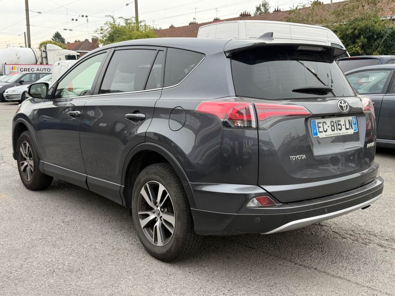 TOYOTA RAV4 143 D-4D 2WD ACTIVE 2016