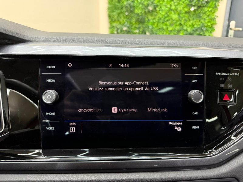 VOLKSWAGEN POLO VI 1.0 TSI 116CV DS7 R-LINE 2018