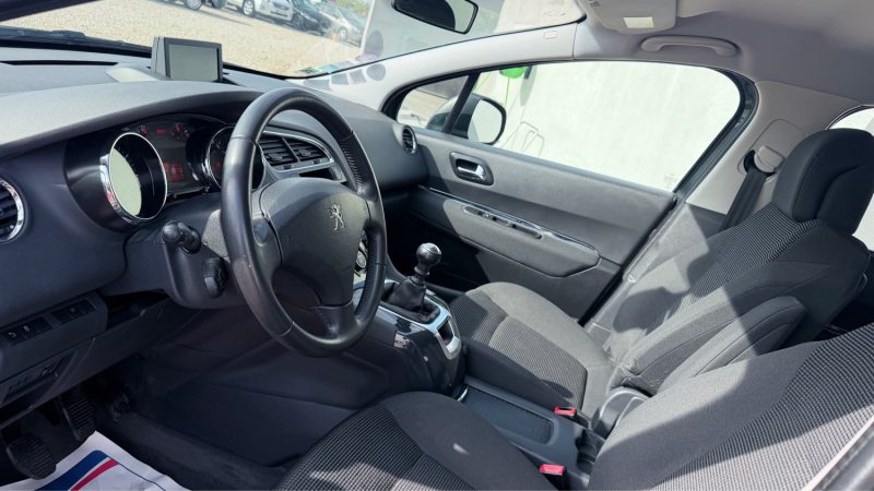 PEUGEOT 5008 1.2 E THP  130 CV   ACTIVE 7 PL  2016
