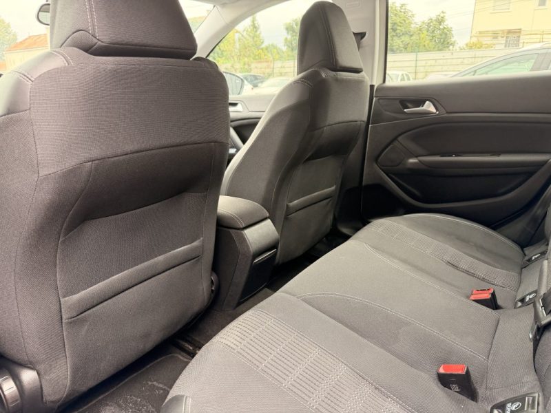 PEUGEOT 308 1.5 BLUEHDI 