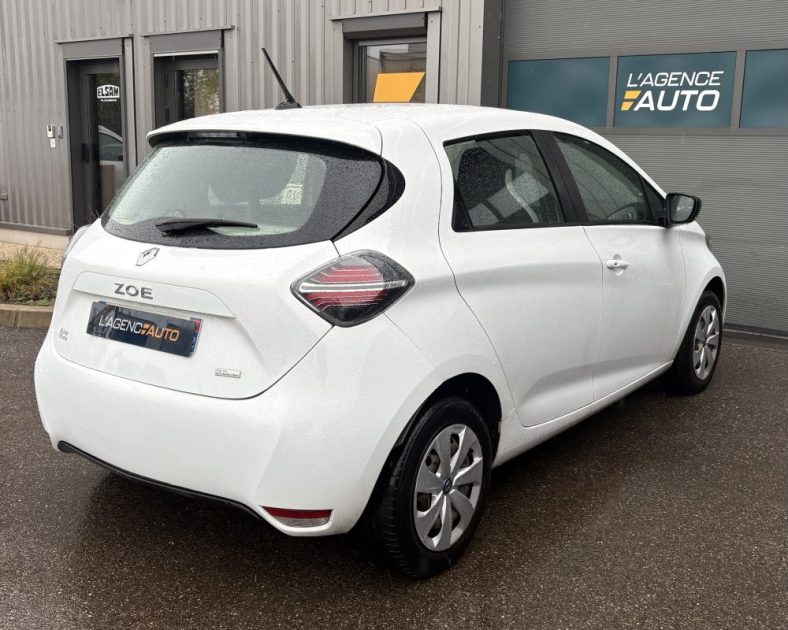 Renault ZOE 100% Électrique 2020 — Batterie ACHETÉE 93% SOH, ENTRETIEN COMPLET ) - 2 pneus neufs