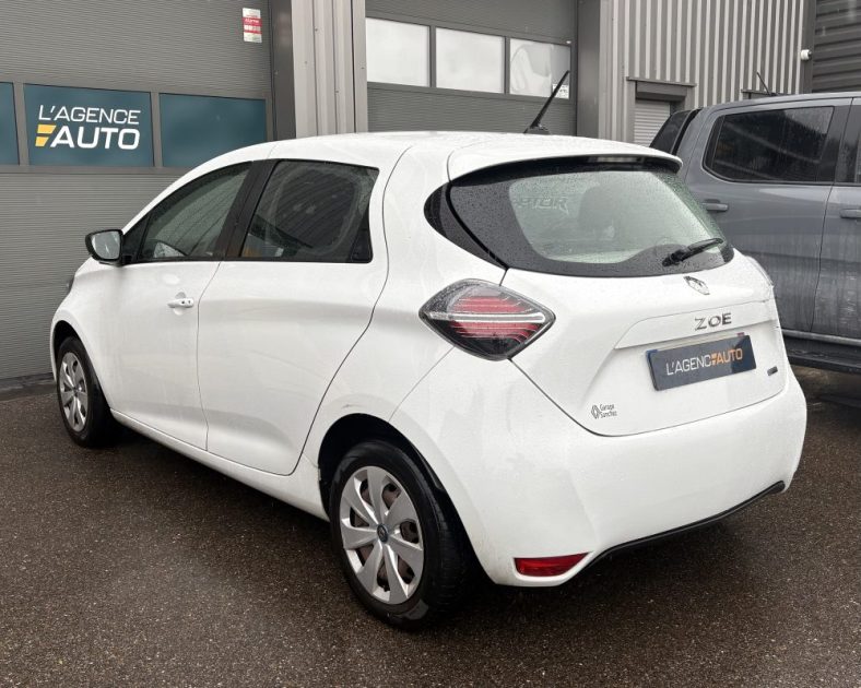 Renault ZOE 100% Électrique 2020 — Batterie ACHETÉE 93% SOH, ENTRETIEN COMPLET ) - 2 pneus neufs