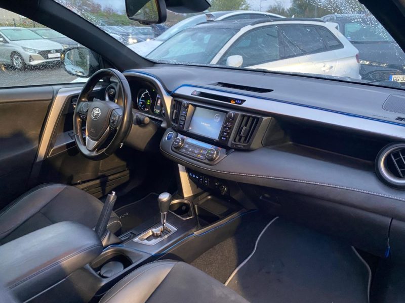 TOYOTA RAV4 2.5 HYBRID 197h BLACK EDITION / TOIT OUVRANT