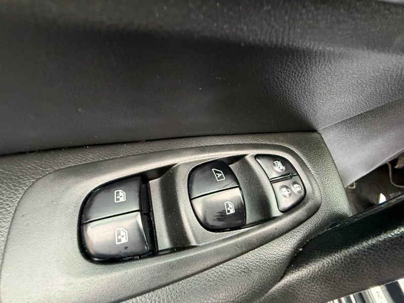 RENAULT KADJAR INTENS 1.2I - 16V TURBO 130CV 2017