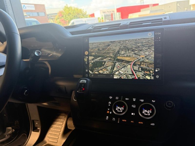 LAND ROVER DEFENDER 110 P300E X-DYNAMIC PHEV BVA8 HSE  2024