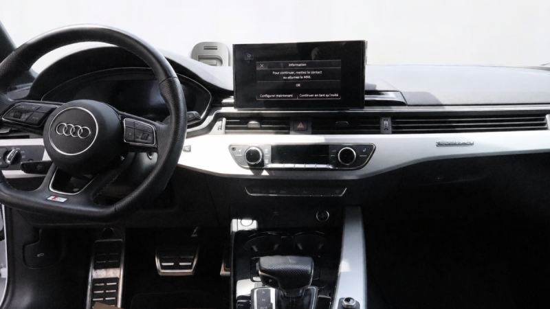 AUDI A4 AVANT 40 TDI 204 CH QUATTRO S LINE – PANO – ATTELAGE – CHAUFFAGE STATIONNAIRE