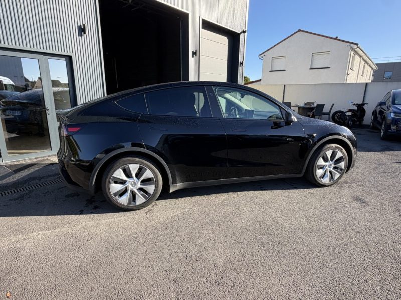TESLA MODEL Y LONG RANGE RWD 2024 ATTELAGE 