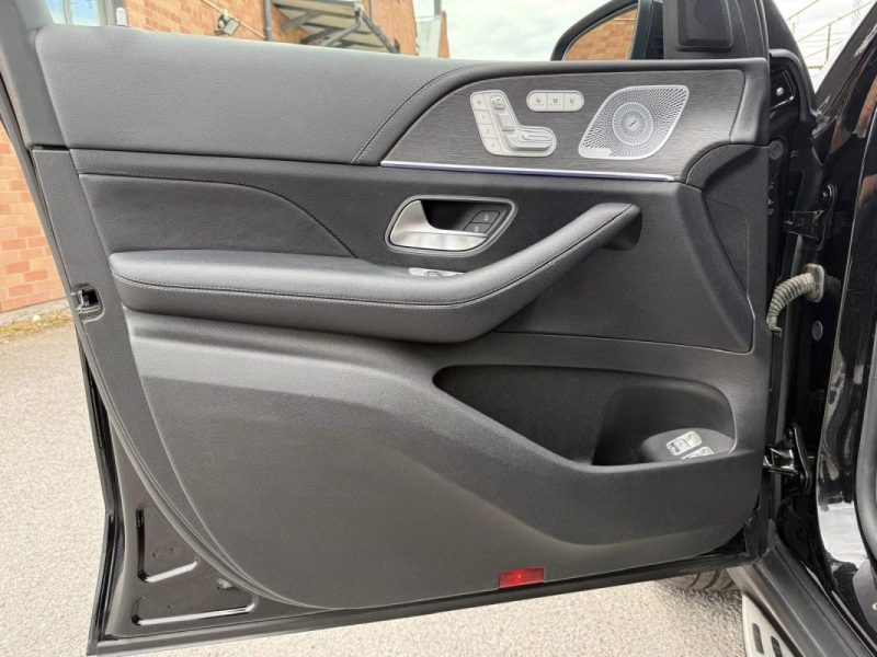 MERCEDES GLS 400D 4MATIC AMG LINE