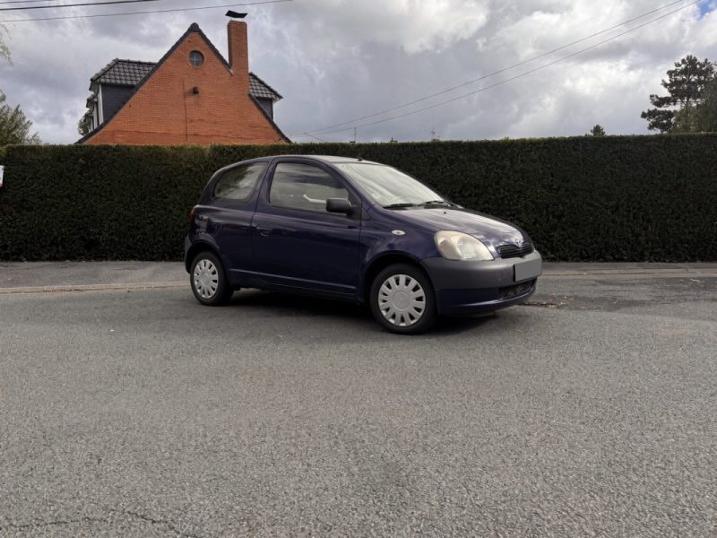 ✅ Toyota Yaris 1.0 Terra Luna // Première Main // Entretien Exclusif Toyota !!!! // Garantie 12 Mois