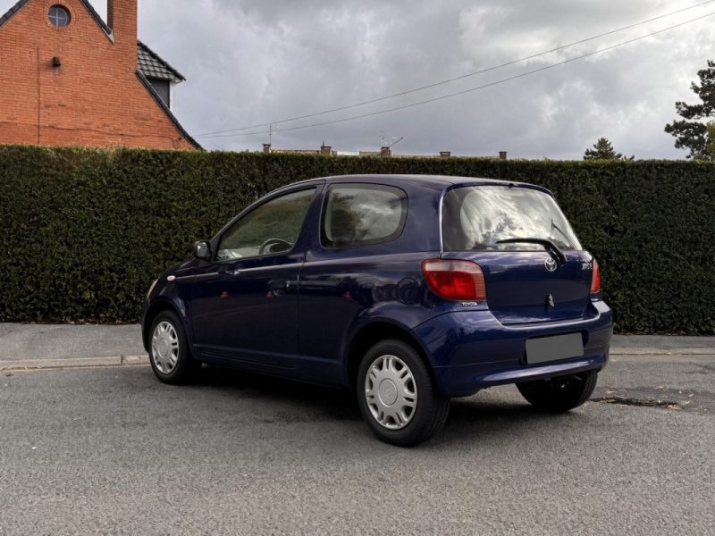✅ Toyota Yaris 1.0 Terra Luna // Première Main // Entretien Exclusif Toyota !!!! // Garantie 12 Mois