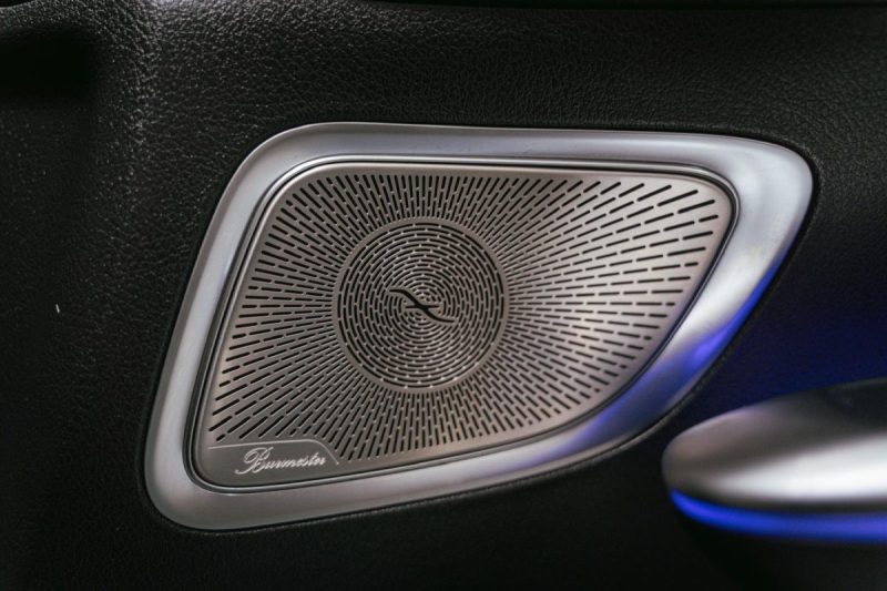 MERCEDES CLASSE C 300d AMG / Audio Burmester / Toit ouvrant / Caméra 360 / Attelage