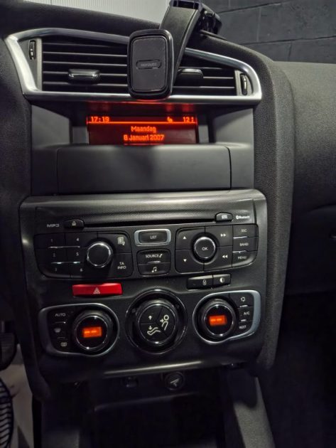 CITROËN C4 II 1.6 e-HDI 112 ch BUSINESS