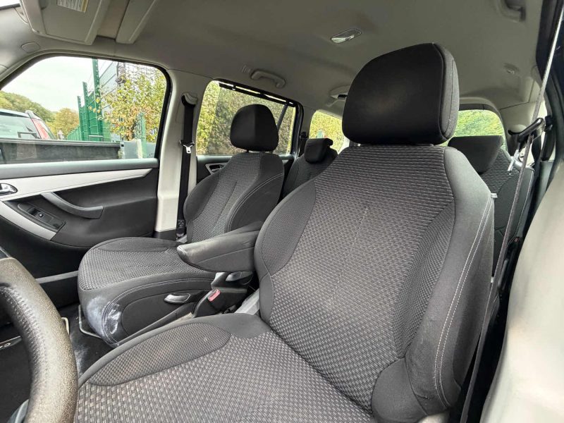 Citroen C4 Grand Picasso 1.6 HDi 2012 7 places