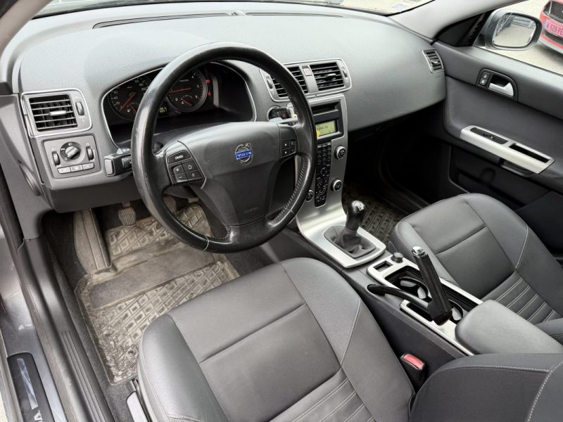 VOLVO  S40 II (2) 1.6 D 110 CH SPORT 2008