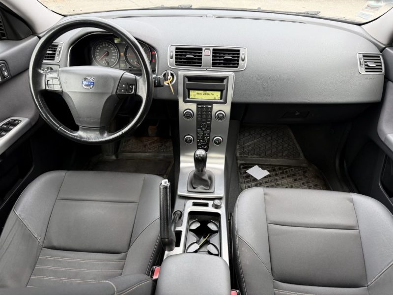 VOLVO  S40 II (2) 1.6 D 110 CH SPORT 2008