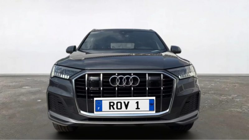 AUDI Q7 50 TDI QUATTRO 286 CH S LINE SPORT PLUS – 7 PLACES – TOIT PANORAMIQUE – CAMERA – ATTELAGE