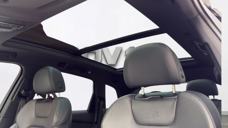 AUDI Q7 50 TDI QUATTRO 286 CH S LINE SPORT PLUS – 7 PLACES – TOIT PANORAMIQUE – CAMERA – ATTELAGE