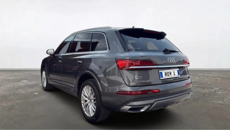 AUDI Q7 50 TDI QUATTRO 286 CH S LINE SPORT PLUS – 7 PLACES – TOIT PANORAMIQUE – CAMERA – ATTELAGE