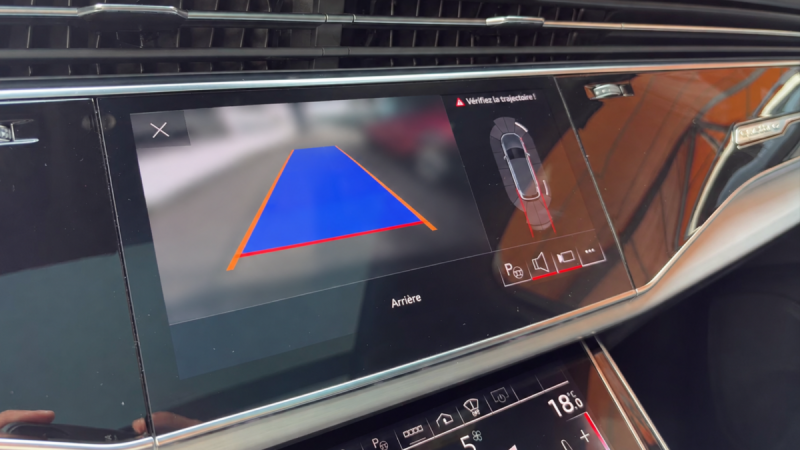 AUDI Q7 50 TDI QUATTRO 286 CH S LINE SPORT PLUS – 7 PLACES – TOIT PANORAMIQUE – CAMERA – ATTELAGE