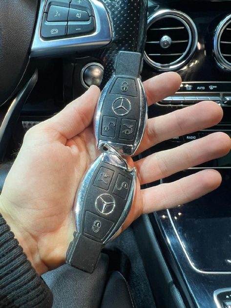 Mercedes Classe C 250 7G-Tronic 204Ch,Sportline AMG 4-MATIC 4X4, Entretien chez Mercedes , Garantie 