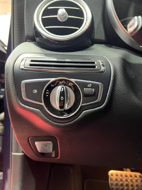Mercedes Classe C 250 7G-Tronic 204Ch,Sportline AMG 4-MATIC 4X4, Entretien chez Mercedes , Garantie 