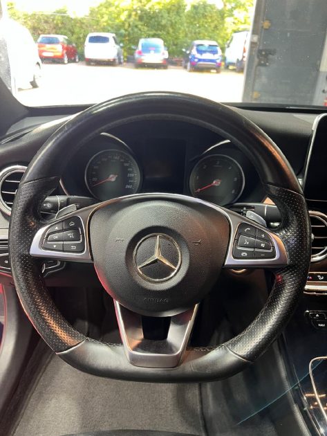 Mercedes Classe C 250 7G-Tronic 204Ch,Sportline AMG 4-MATIC 4X4, Entretien chez Mercedes , Garantie 