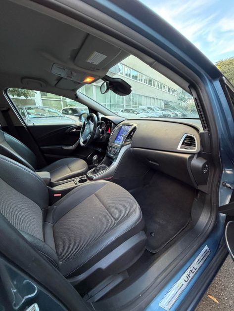 Opel Astra 1.7 CDTI 110 ch,Cosmo, Xenon,Apple CarPlay, FULL OPTIONS