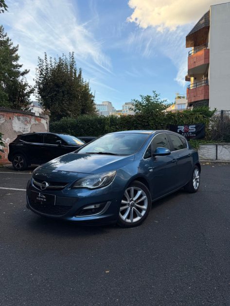 Opel Astra 1.7 CDTI 110 ch,Cosmo, Xenon,Apple CarPlay, FULL OPTIONS