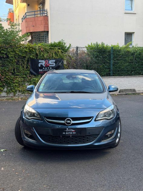 Opel Astra 1.7 CDTI 110 ch,Cosmo, Xenon,Apple CarPlay, FULL OPTIONS