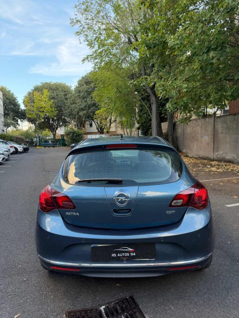 Opel Astra 1.7 CDTI 110 ch,Cosmo, Xenon,Apple CarPlay, FULL OPTIONS