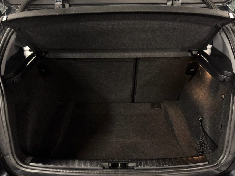 BMW SERIE 1 E87 PHASE 2 LCI 118 D  2.0 d 143 Cv -BOITE AUTOMATIQUE / 5 PORTES / RADARS DE RECUL   