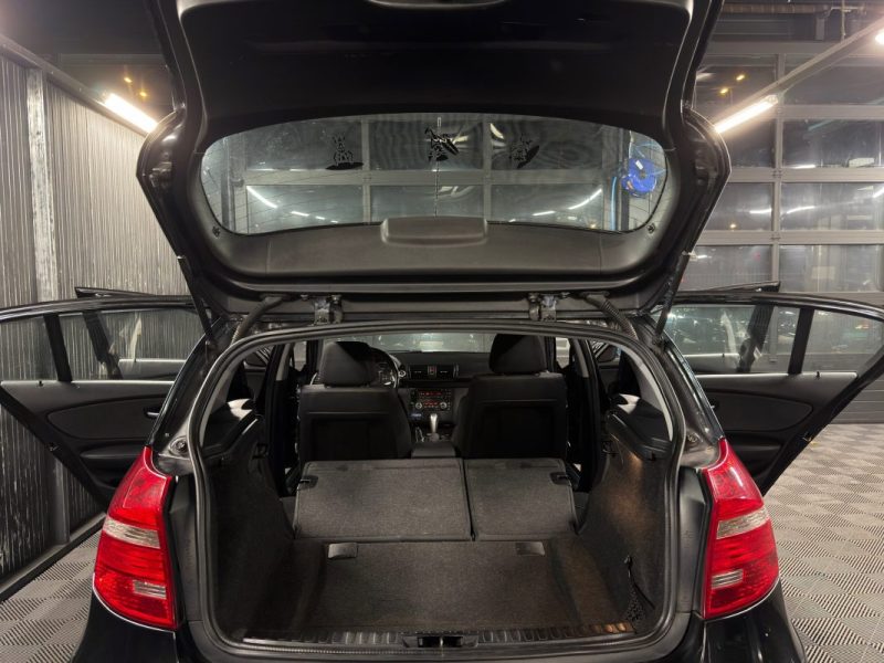 BMW SERIE 1 E87 PHASE 2 LCI 118 D  2.0 d 143 Cv -BOITE AUTOMATIQUE / 5 PORTES / RADARS DE RECUL   