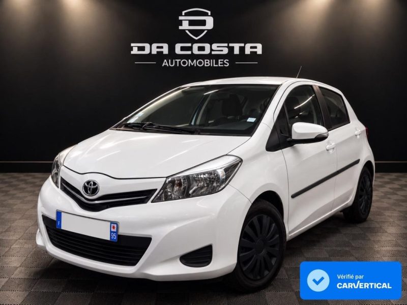 TOYOTA YARIS III 69 Cv VVT-I DESIGN 5 PORTES - CAMÉRA DE RECUL / BLUETOOTH - GARANTIE 1 AN NATIONALE
