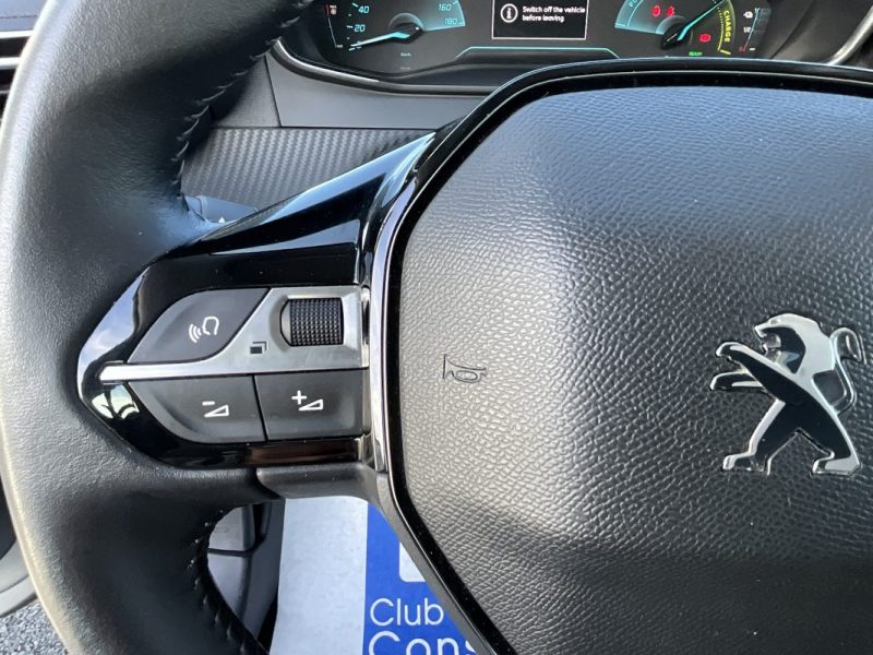 SOH : 100%,  12 491€ HT, TVA RÉCUPÉRABLE* PEUGEOT 208 E  136 CV ACTIVE BUSINESS  