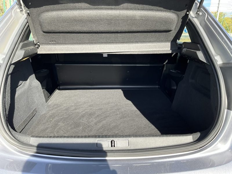 SOH : 100%,  12 491€ HT, TVA RÉCUPÉRABLE* PEUGEOT 208 E  136 CV ACTIVE BUSINESS  