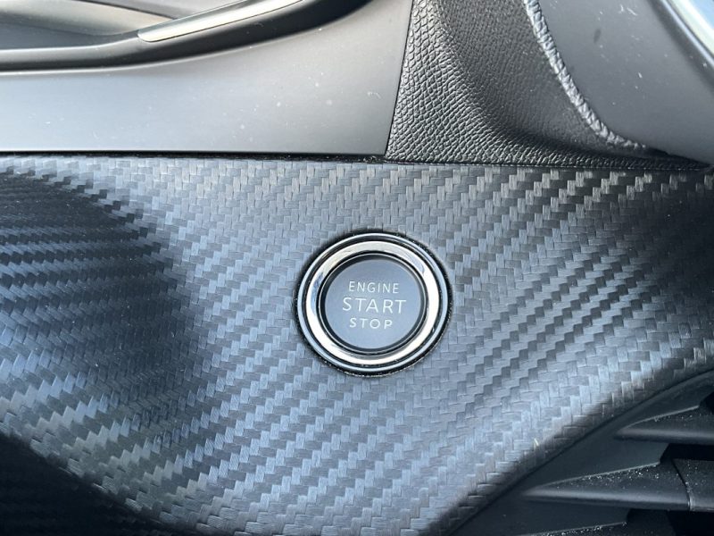 SOH : 100%,  12 491€ HT, TVA RÉCUPÉRABLE* PEUGEOT 208 E  136 CV ACTIVE BUSINESS  
