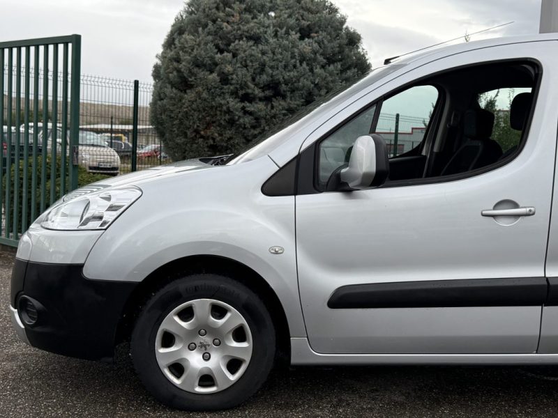 Peugeot Partner Tepee 1.6 16v 110ch Outdoor Garantie 6 Mois
